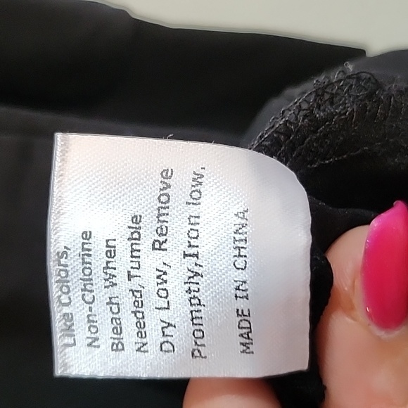 Black Medium tunic - Picture 7 of 8